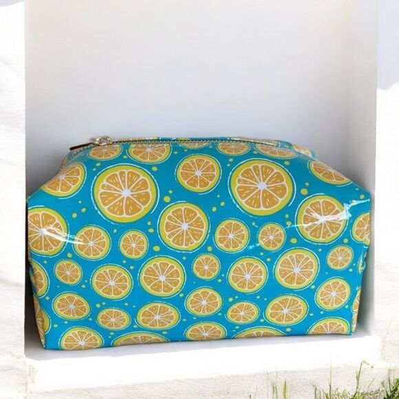 OCS Designs Oranges Makeup Toiletries Cosmetic Travel Bag NWT - Picture 1 of 7